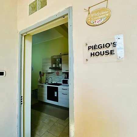 Piegio's House Lägenhet Torre Annunziata